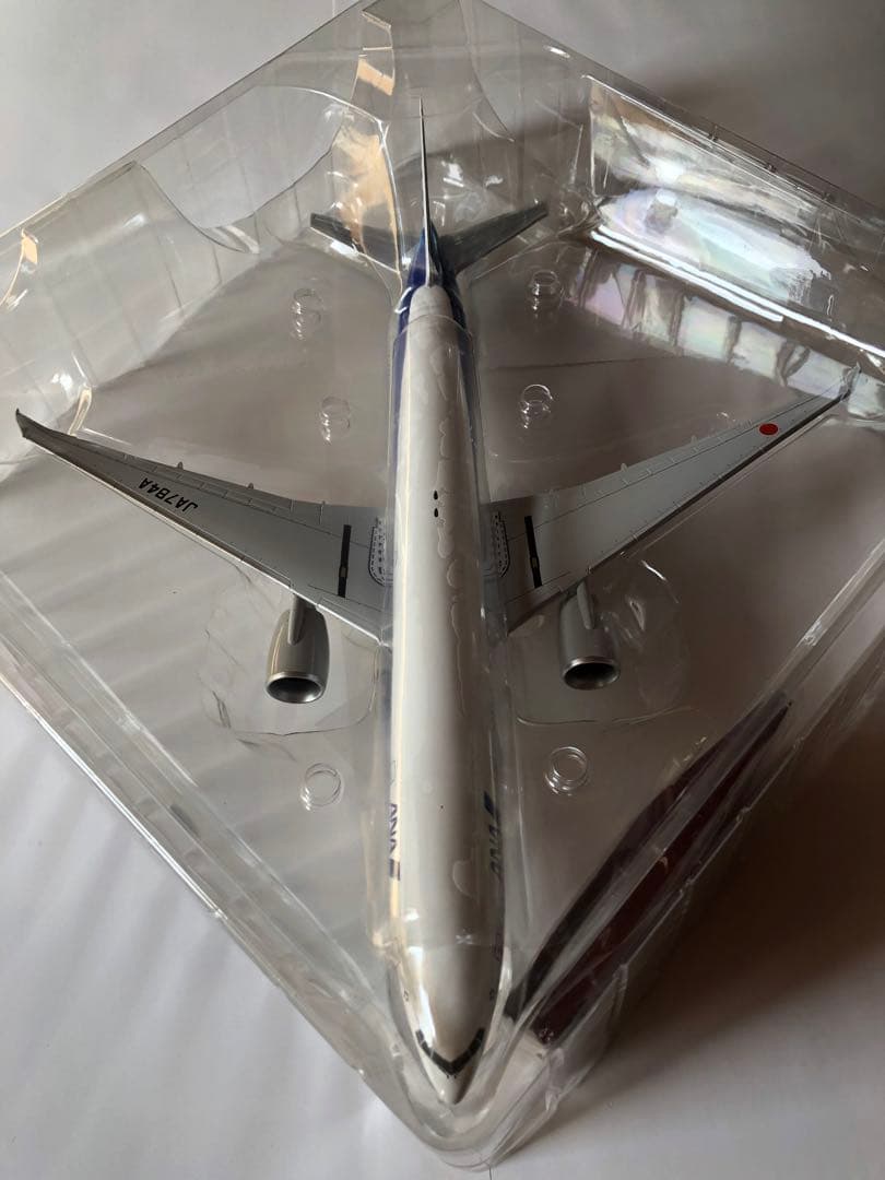 全日空商事　1/200 ANA B777-300ER旧塗装