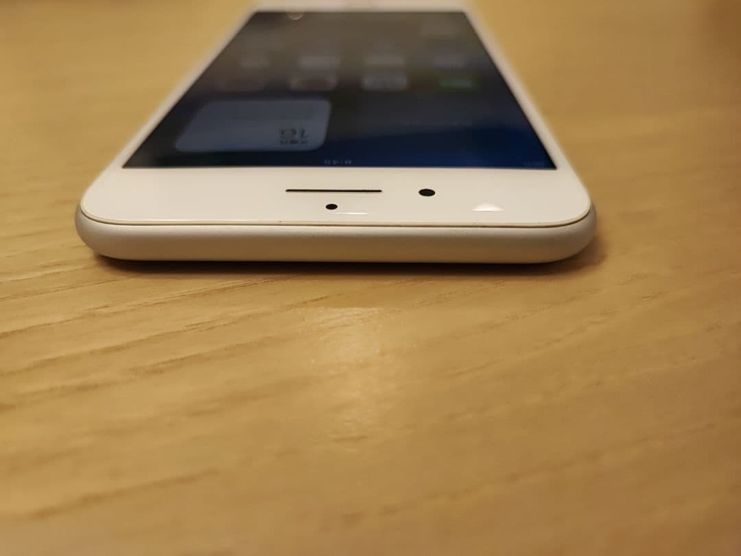 【美品】iPhone8plus ホワイト 64G SIMフリー