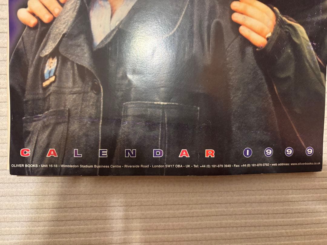 希少　ヴィンテージ　OASIS 1999年カレンダー