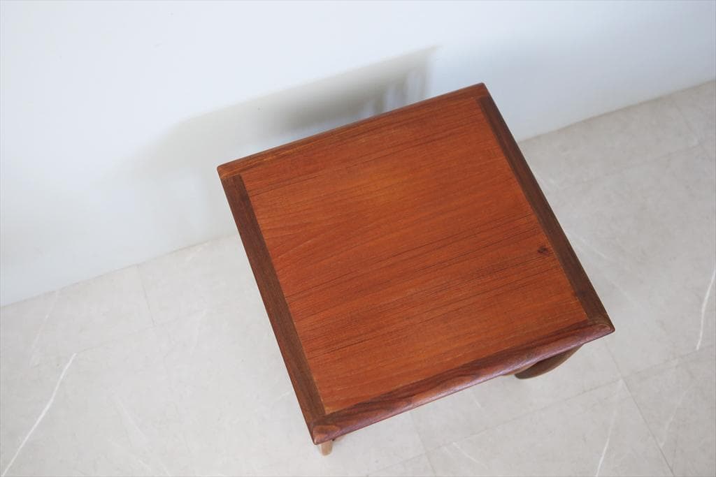 英国アンティークG-PLANジープランネストテーブル3台/収納式机(89-1)