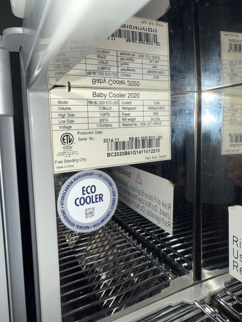 Red Bull 冷蔵庫 Cooler Basics Handbook付き