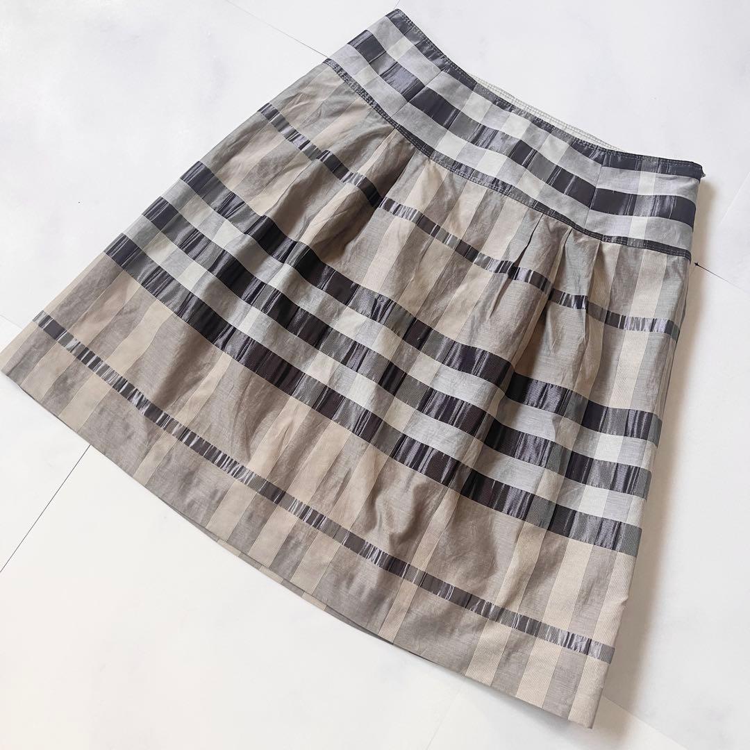 バーバリーロンドン 大きいサイズ 46 フレアスカート メガチェック シルク混