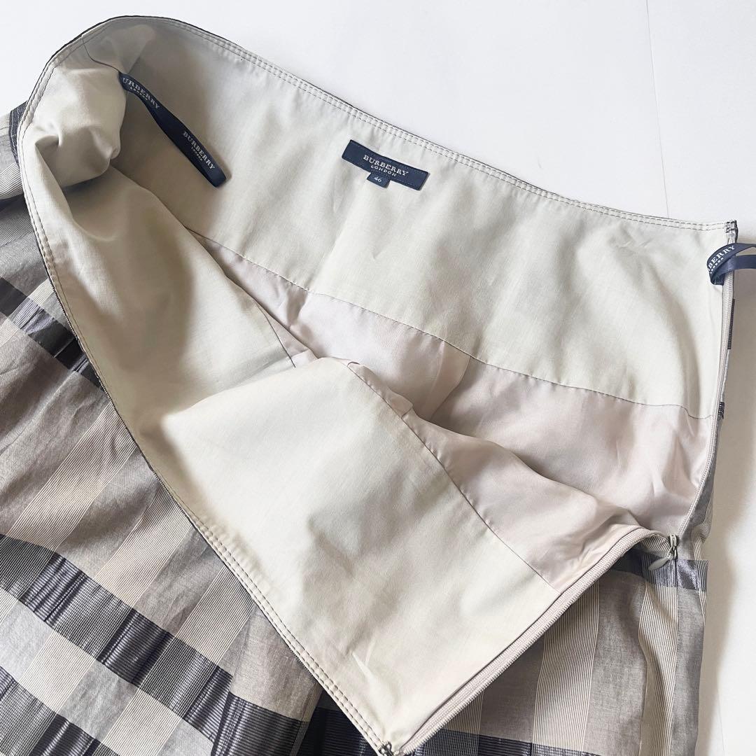 バーバリーロンドン 大きいサイズ 46 フレアスカート メガチェック シルク混