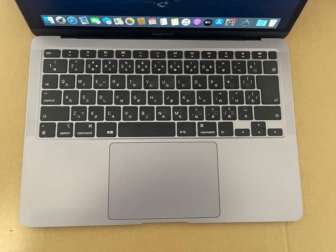 美品MacBook Air 2020 13インチ　Core i5 256GB