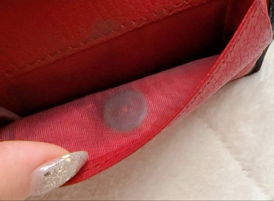 【箱・ギャランティカード付き】miumiu 財布 マドラス ハート