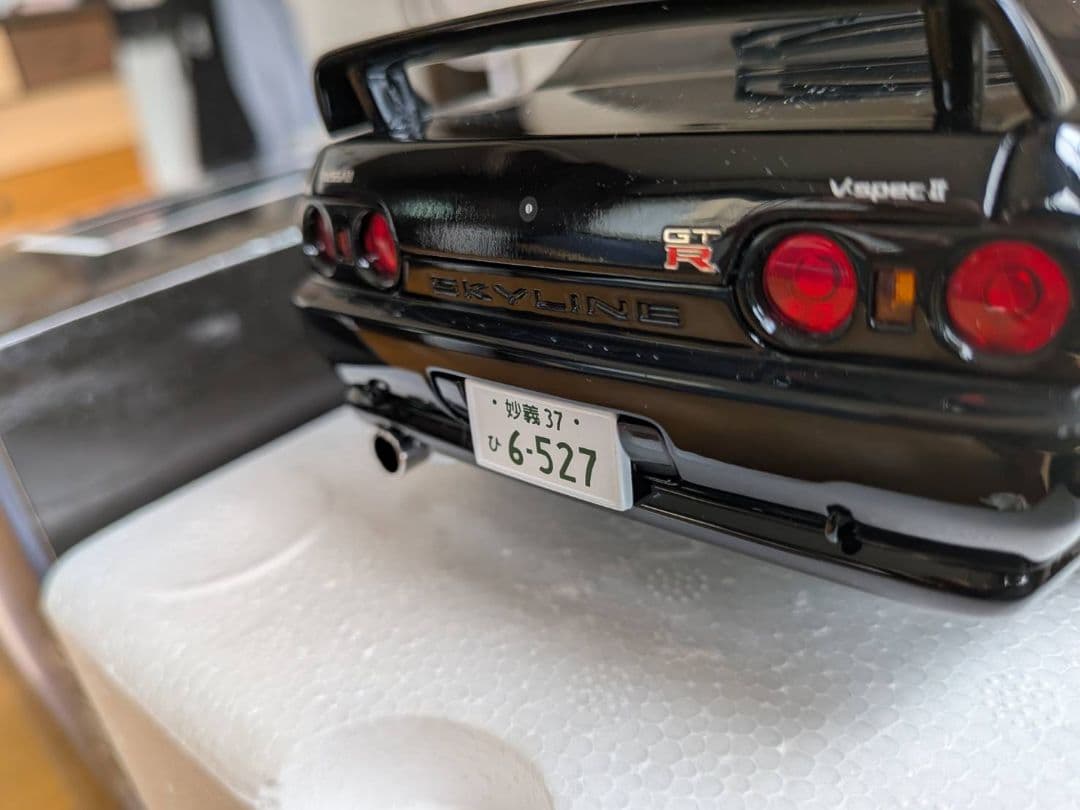 AUTOart NISSAN SKYLINE GT-R （R-32）1/18
