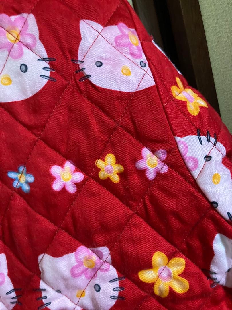 ハローキティ キルティング 羽織り 部屋着 着る 布団 ルームウェア サンリオ