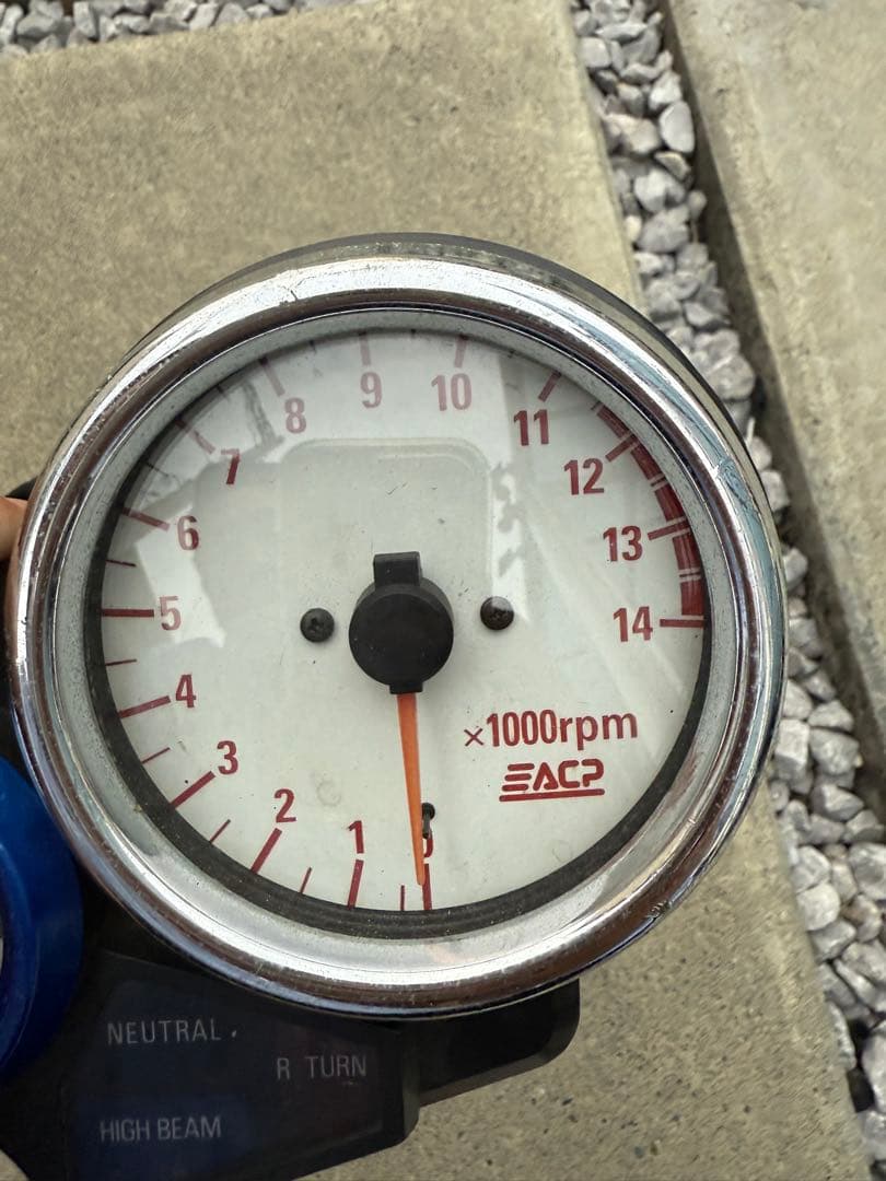 cbx400fホワイトメーターacp滅多に出ないと思います。当時物！