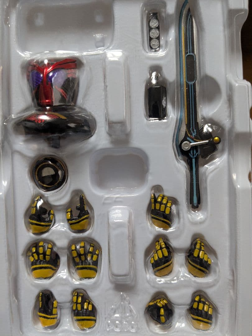 (※訳あり)SHFiguarts 仮面ライダーオーズ　ラトラーター