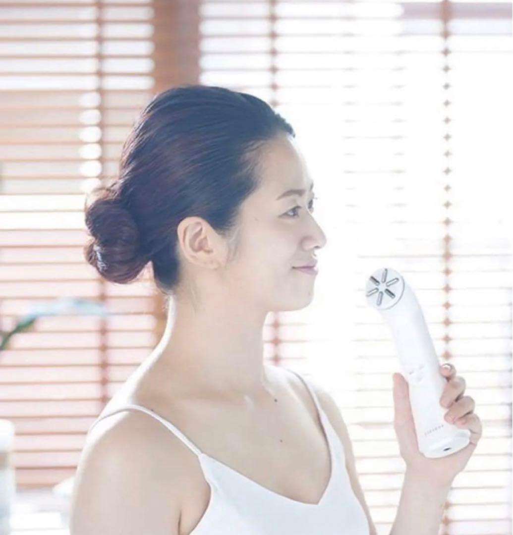 定価110880円　新未開封　LIFTUNE EMS 導入 LEDリフチューン