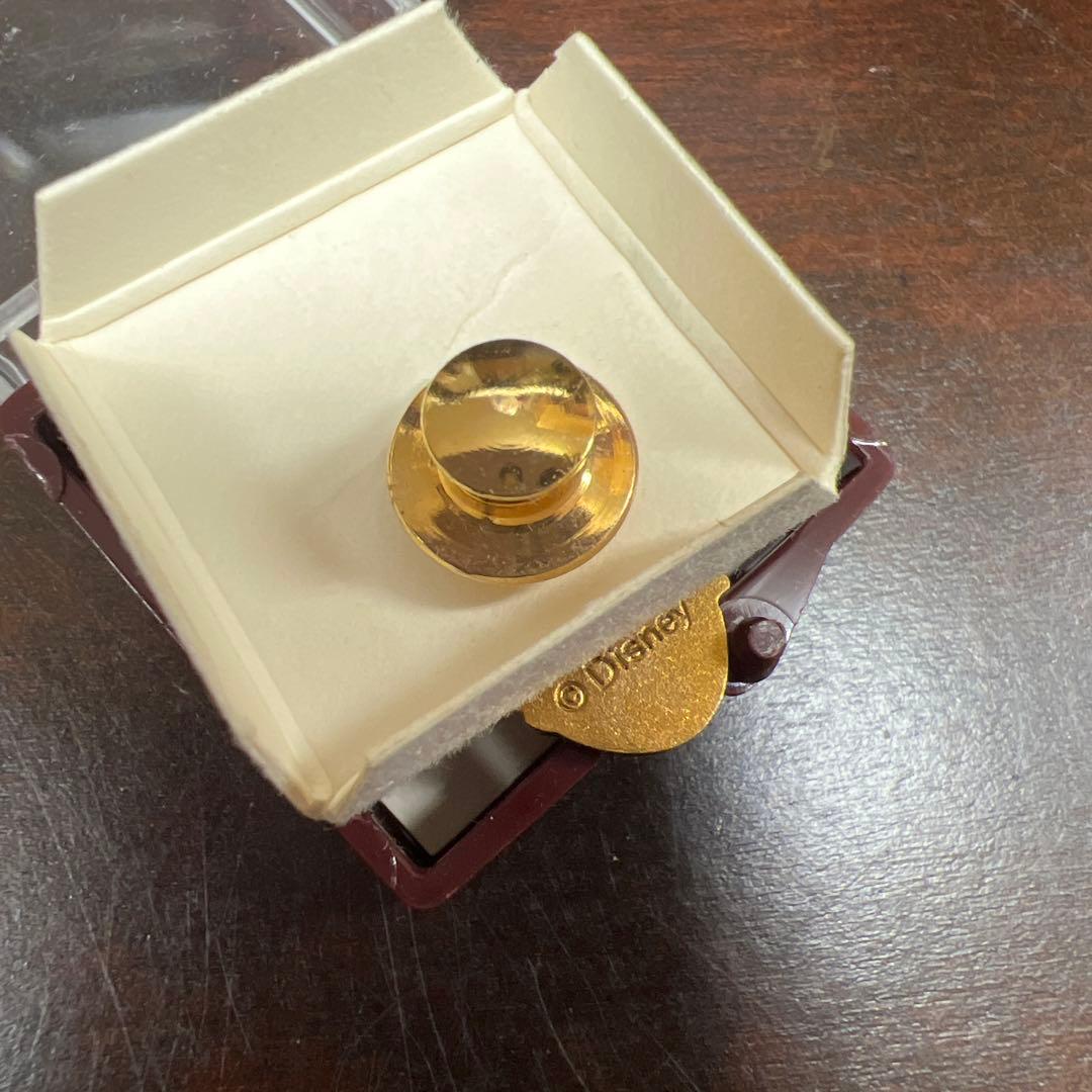ディズニー　非売品　キャスト勤続1年アワードピン 未使用
