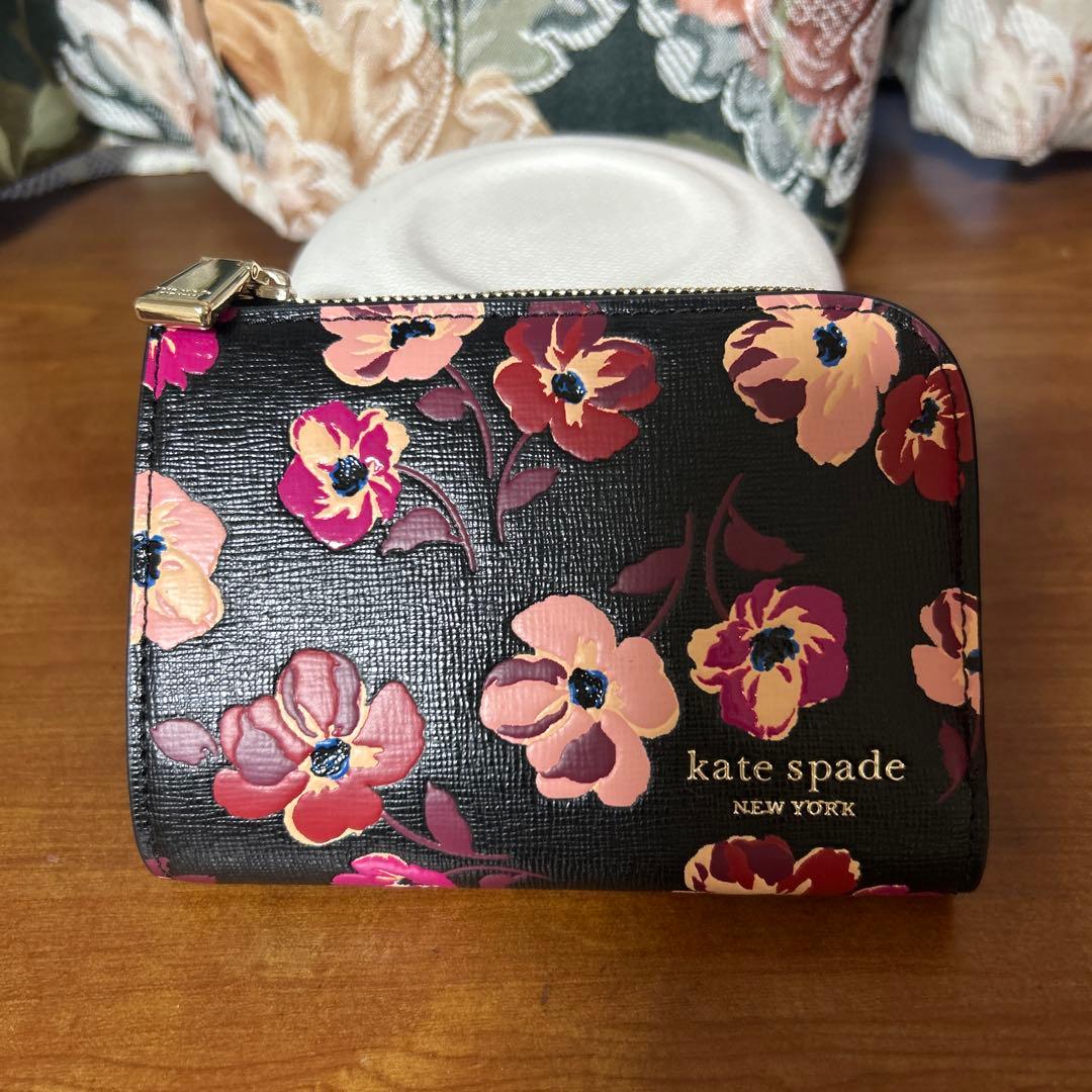 kate spade財布　デヴィン フォール ポピーズ