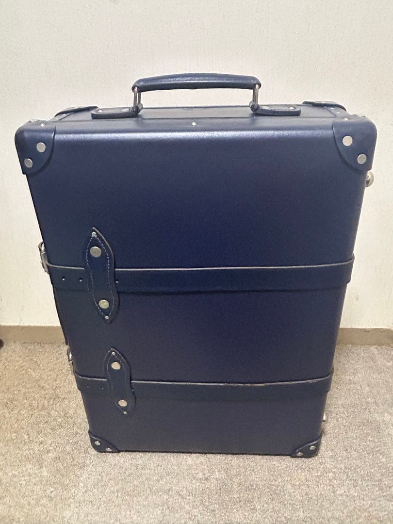 グローブトロッター センテナリー キャリーオン 20インチ ネイビー