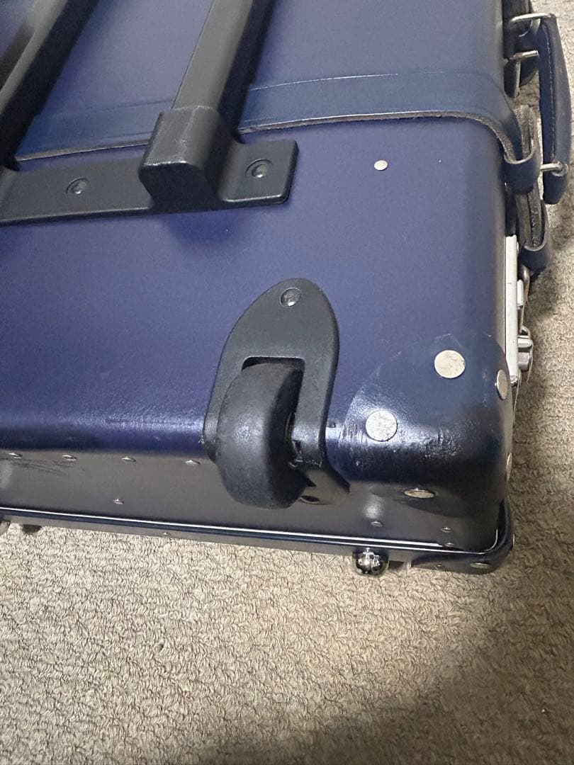 グローブトロッター センテナリー キャリーオン 20インチ ネイビー