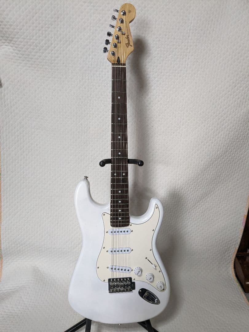 バスカーズ、エレキギター、ホワイト