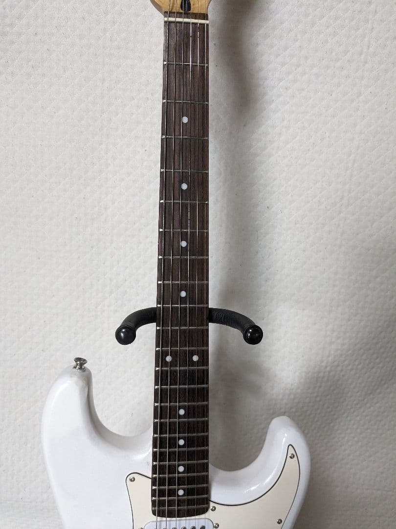 バスカーズ、エレキギター、ホワイト