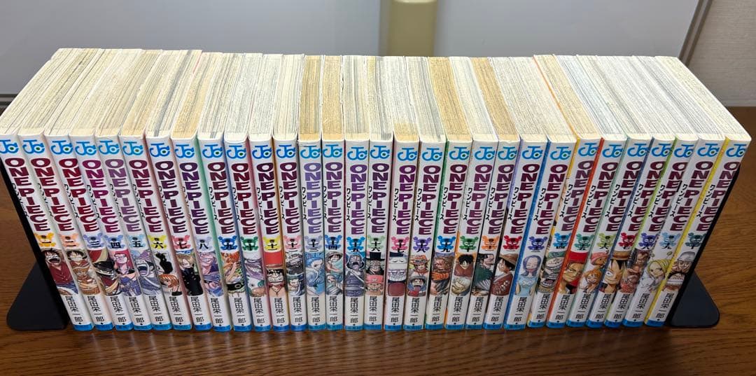 ONE PIECE 1〜110巻＋関連おまけ本8冊セット