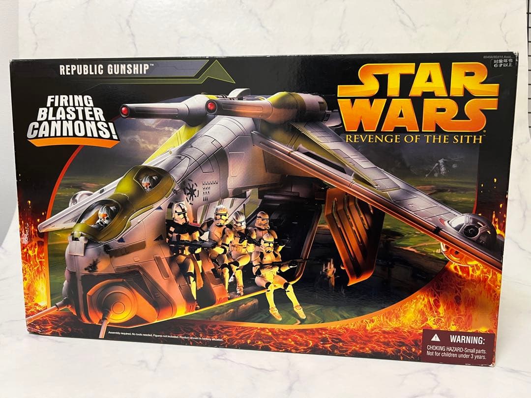 ハズブロ スターウォーズ LAAT 共和国ガンシップ リパブリックガンシップ