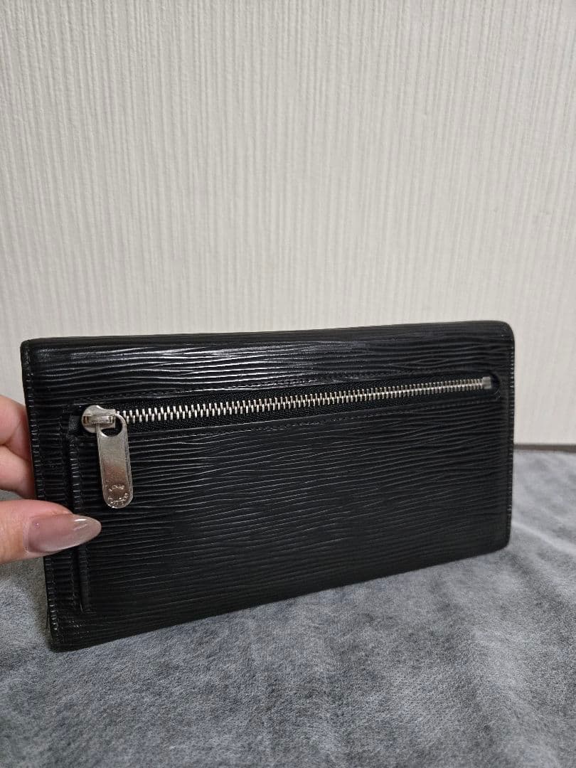 Louis Vuitton ルイヴィトン エピ 長財布 三つ折り財布 ウジェニ