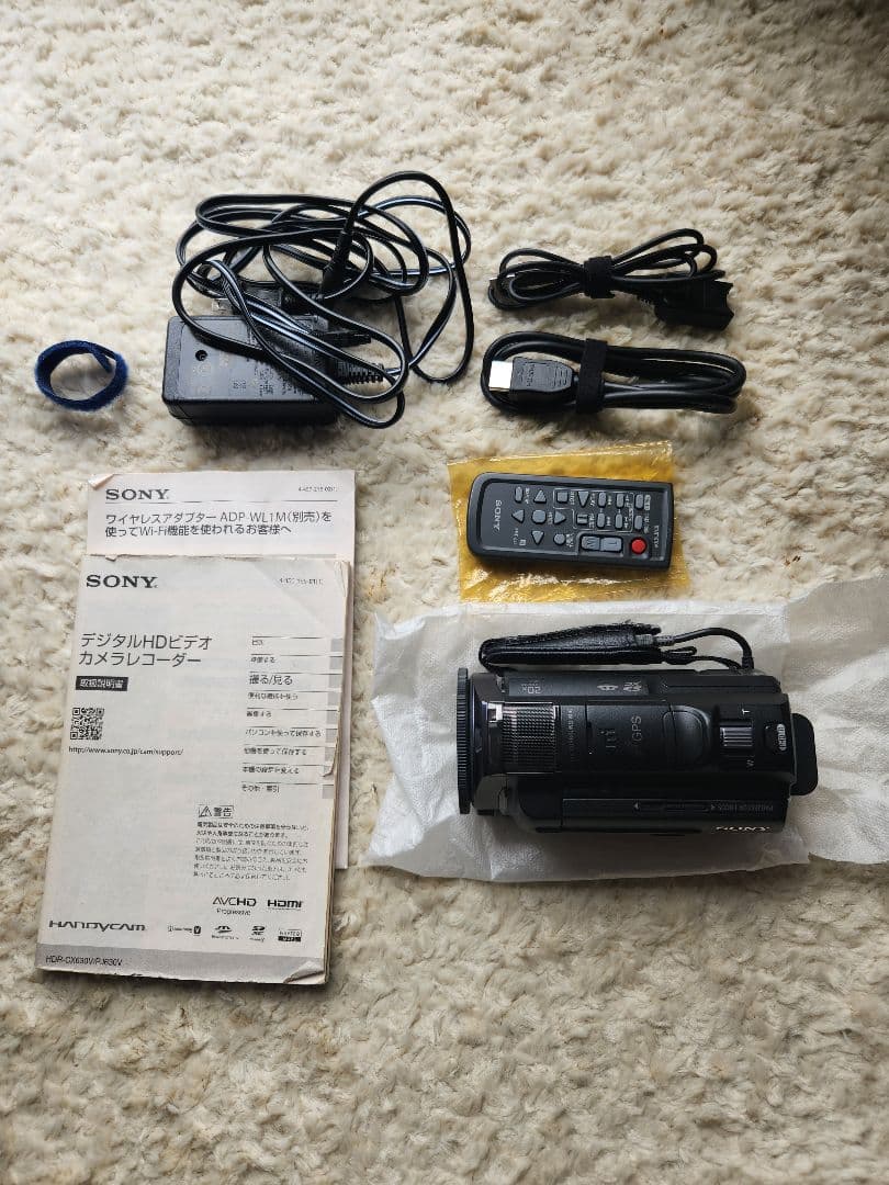 ゆ*み様 SONY HDR-PJ630V ビデオカメラ　三脚付き