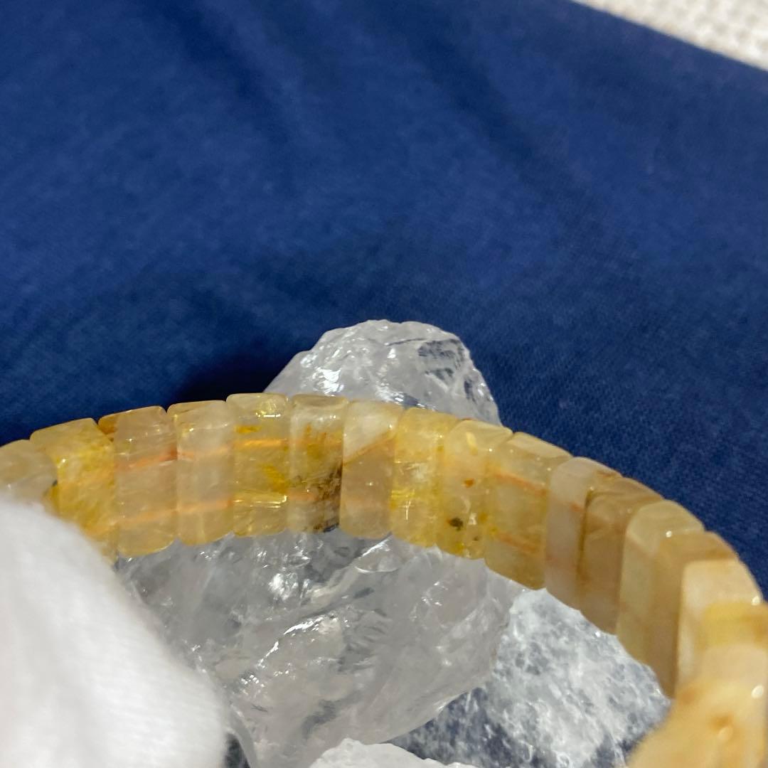 セール中‼️天然石　タイチンルチル　バングル　太針　パワーストーン　約16,5cm