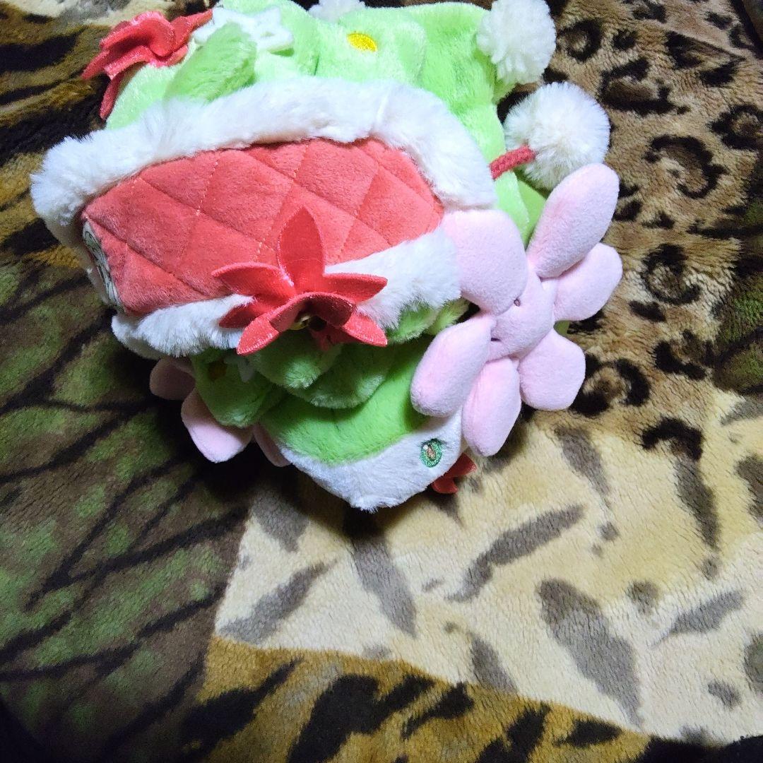 ポケモン　シェイミ　ぬいぐるみ