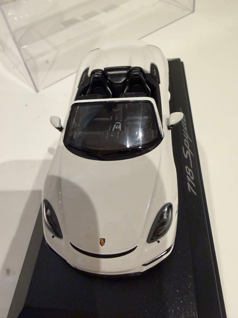 ポルシェ718スパイダー ミニカー ホワイト