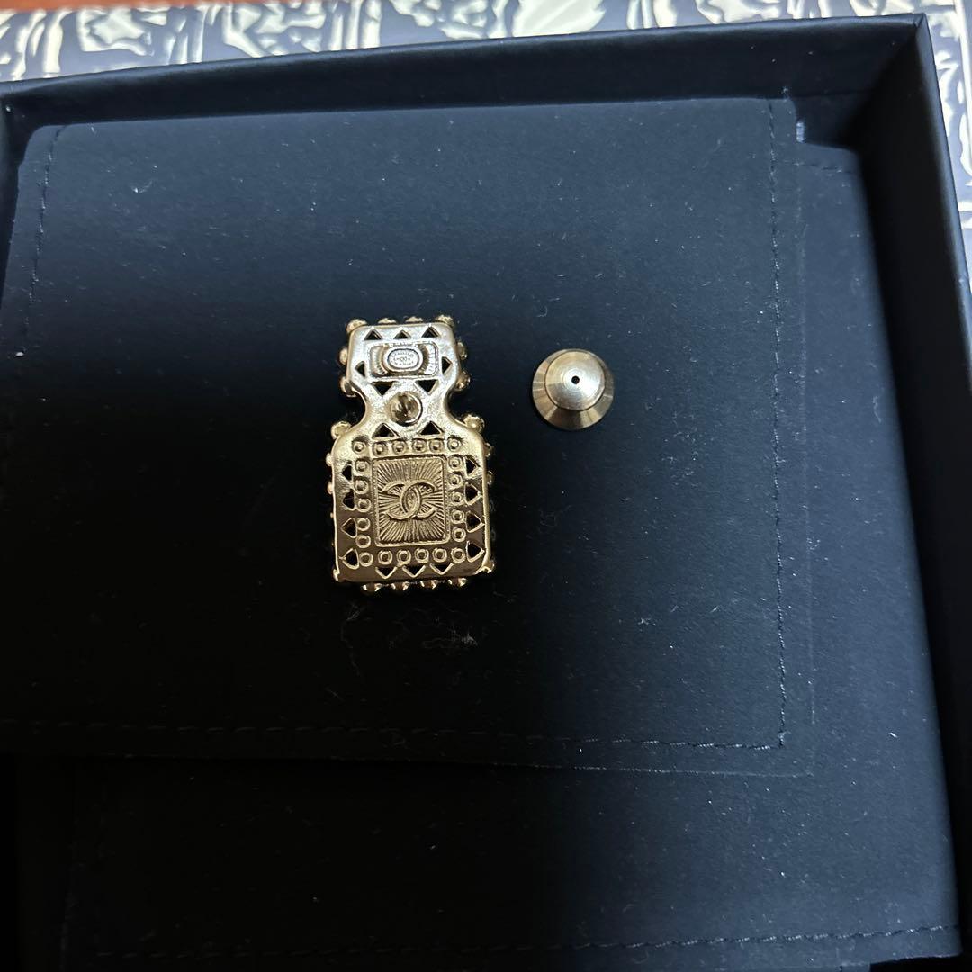 シルバー ゴールド ブローチ