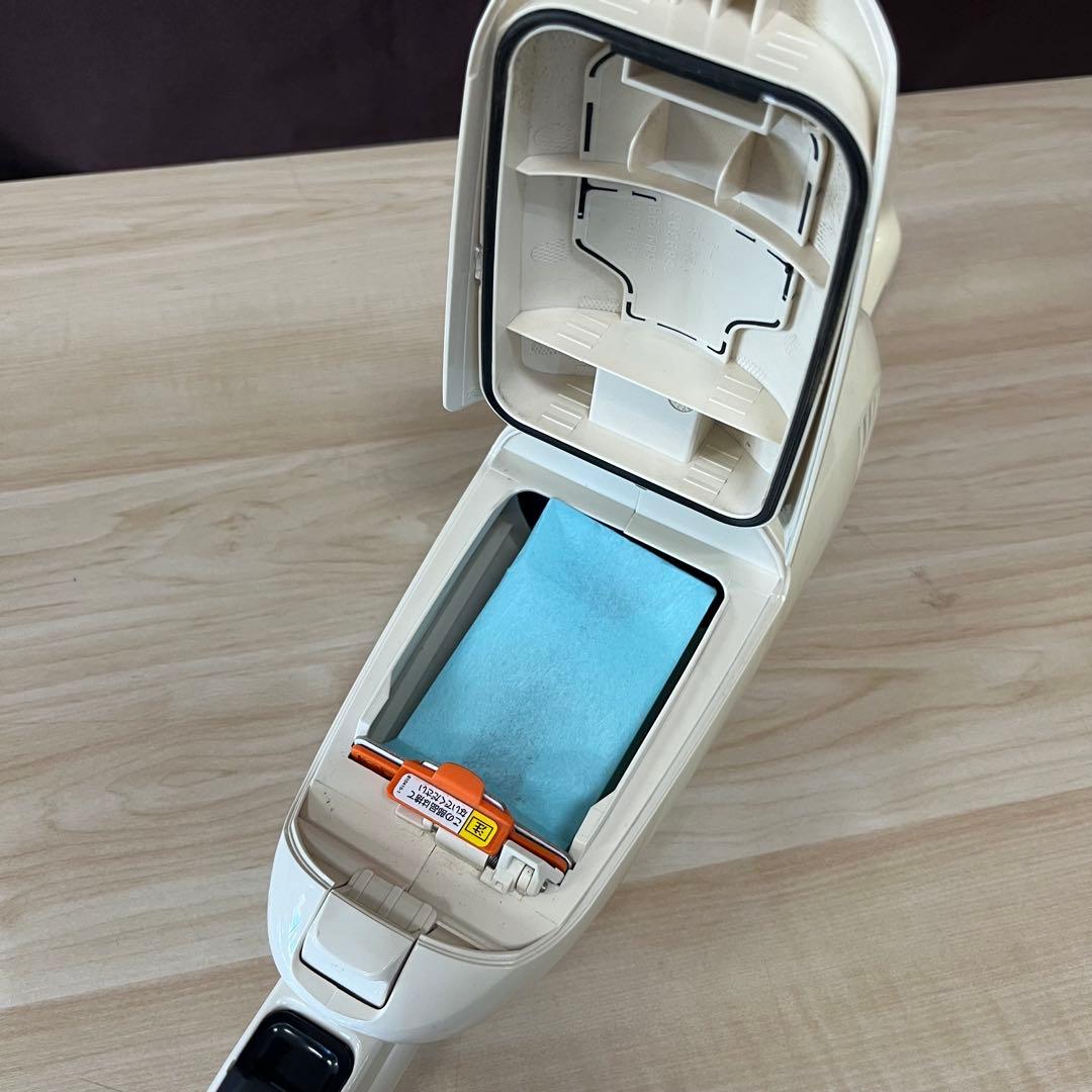 【紙P34枚】マキタ 充電式クリーナー TURBO60 スタンド付 makita