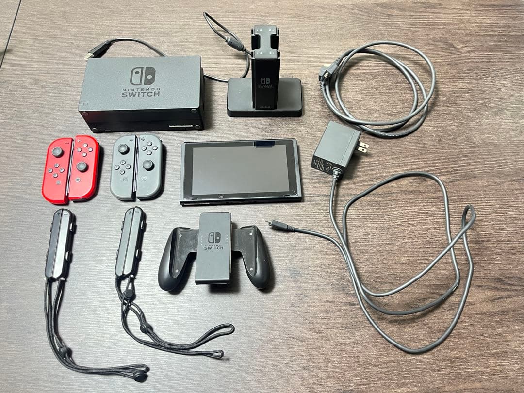 Nintendo Switch 本体 赤/グレー Joy-Con付き