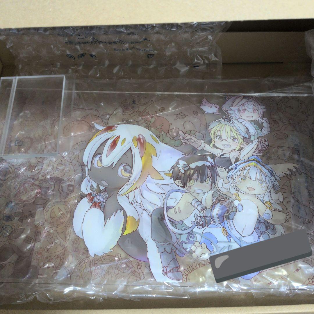 メイドインアビス 烈日の黄金郷　直筆サイン入りアクリルパネル