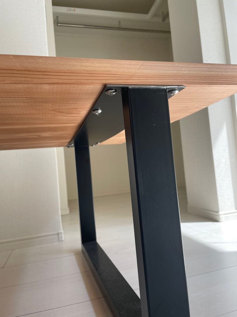 アイアンローテーブル