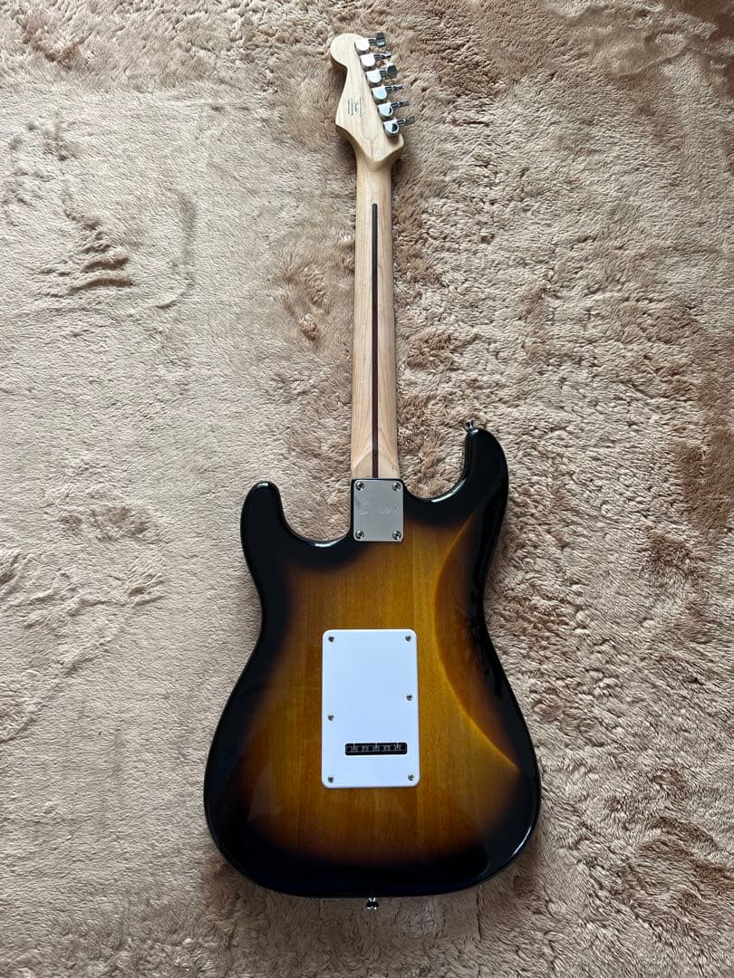 【調整済】squier fender スクワイア　ストラト　エレキギター　美品
