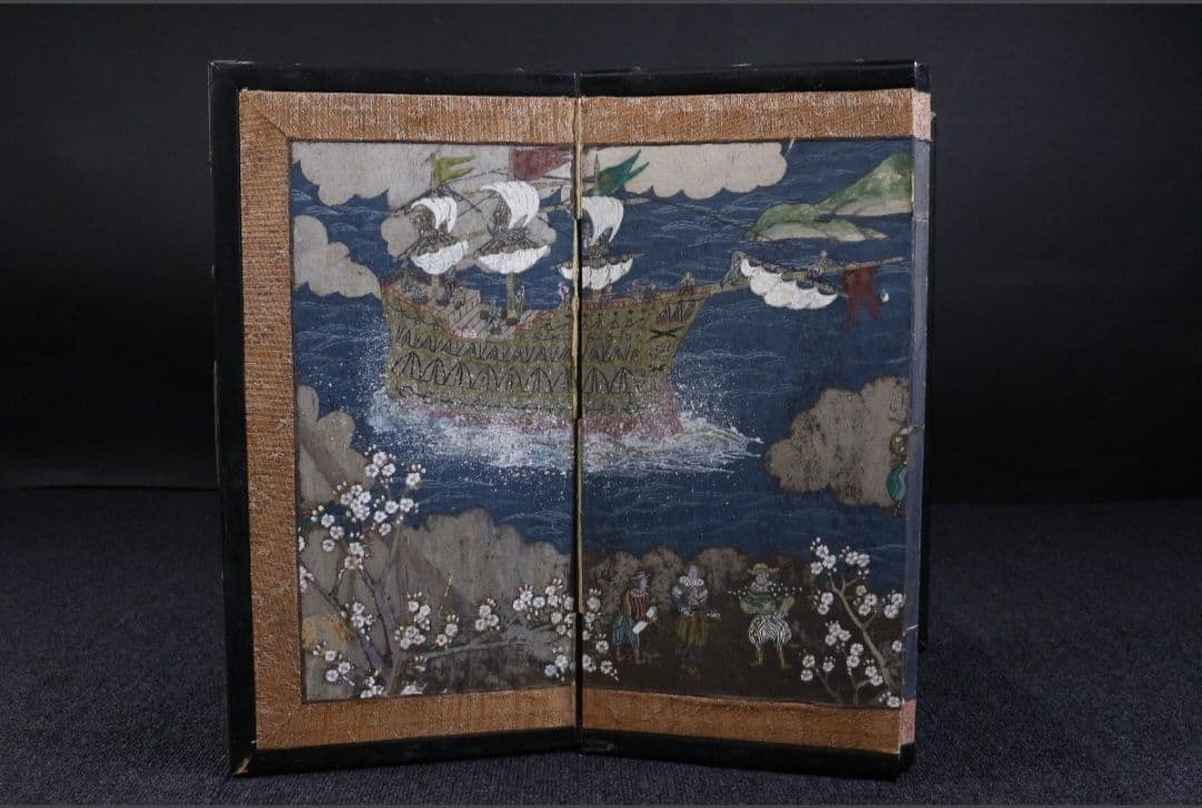 南蛮人図屏風 四曲一隻 時代名品 在銘 紙本彩色 旧家造出品