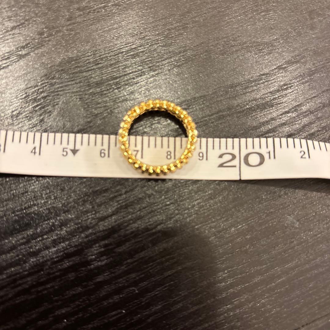 指輪（リング）　ピアス　セット　動くパーツ　 ゴールド色