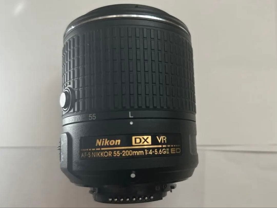 ②NIKKOR AF-S DX55-200㎜f4.5-5.6G ED VR II