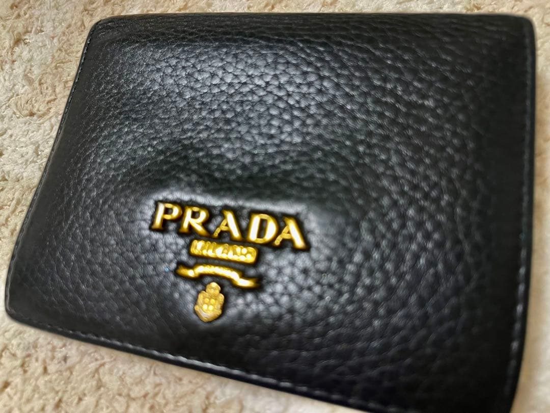 PRADA プラダ サフィアーノレザー 二つ折り財布 レディース ブラック