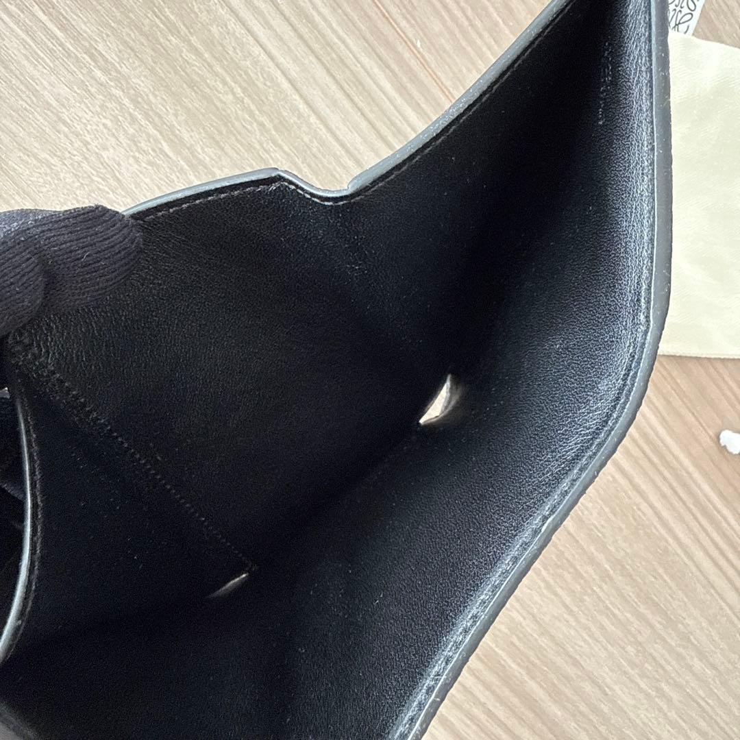LOEWE バーティカル ウォレット スモール未使用