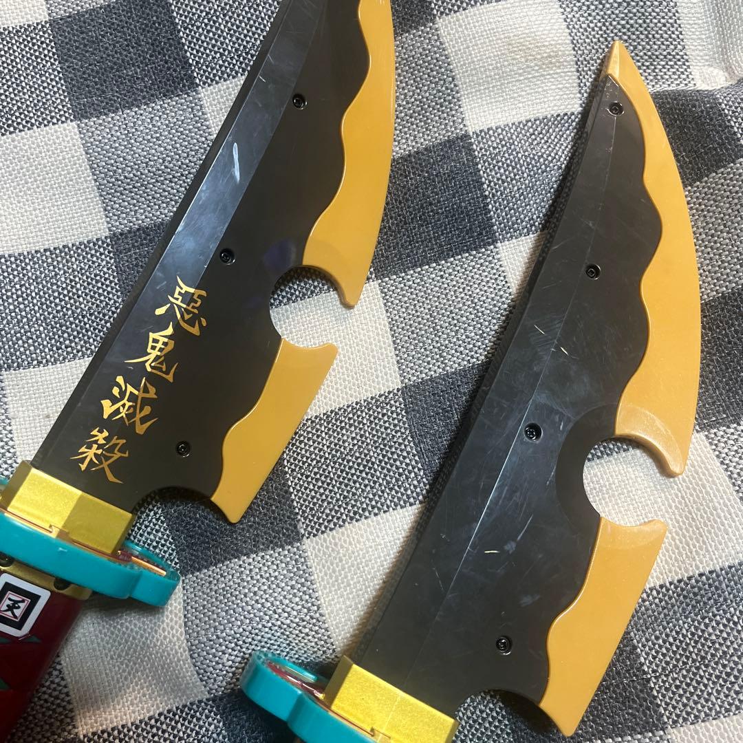 【希少】バンダイ 鬼滅の刃 宇髄天元 NARIKIRI 日輪刀