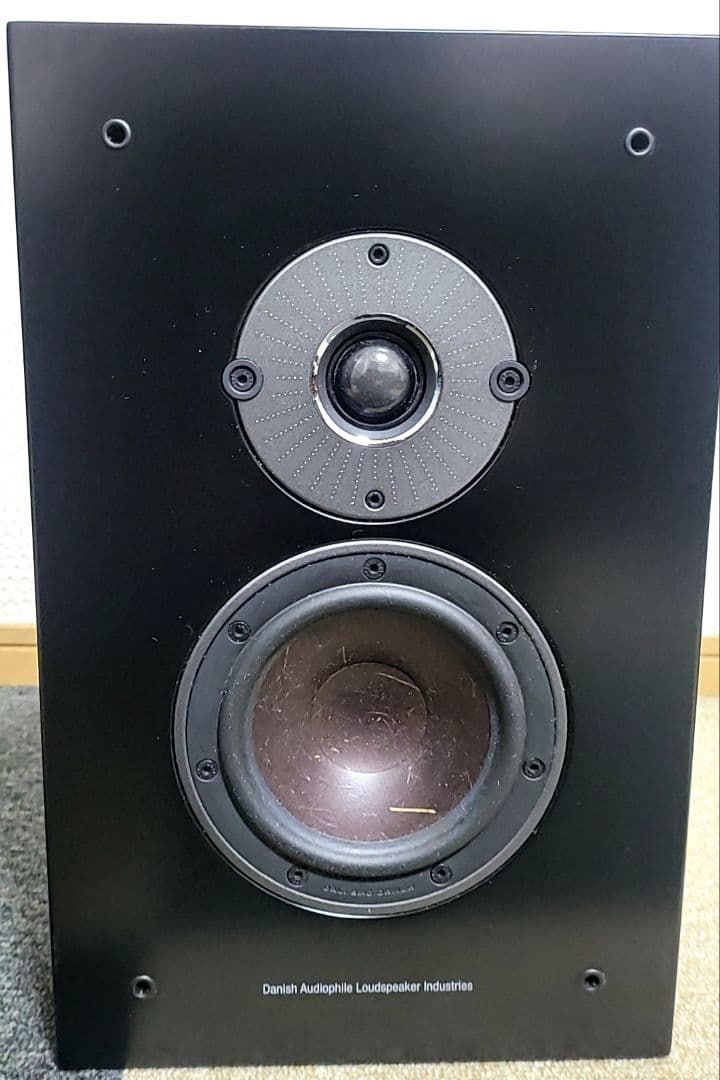 DALI　OBERON ONWALL BA 2台1組　 ４台2組　用相談可