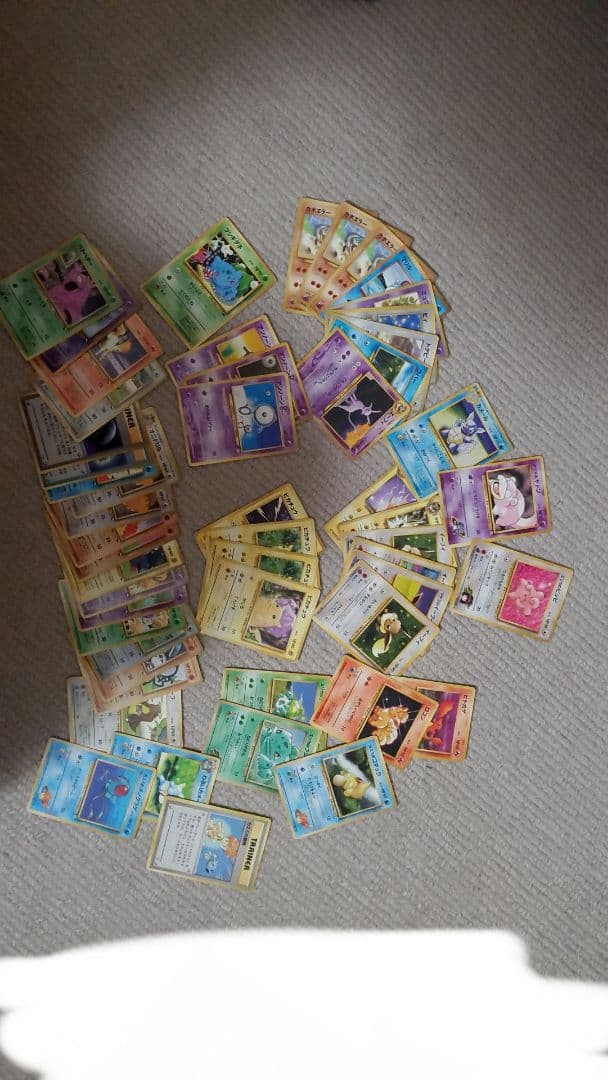 ミ*ル様 (引退)旧裏まとめ売りポケモンカード500枚以上まとめルギアゲンガー