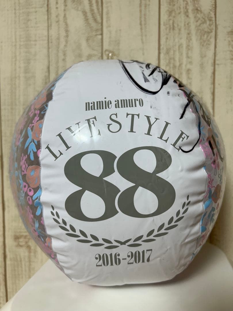 安室奈美恵 サイン入りボール