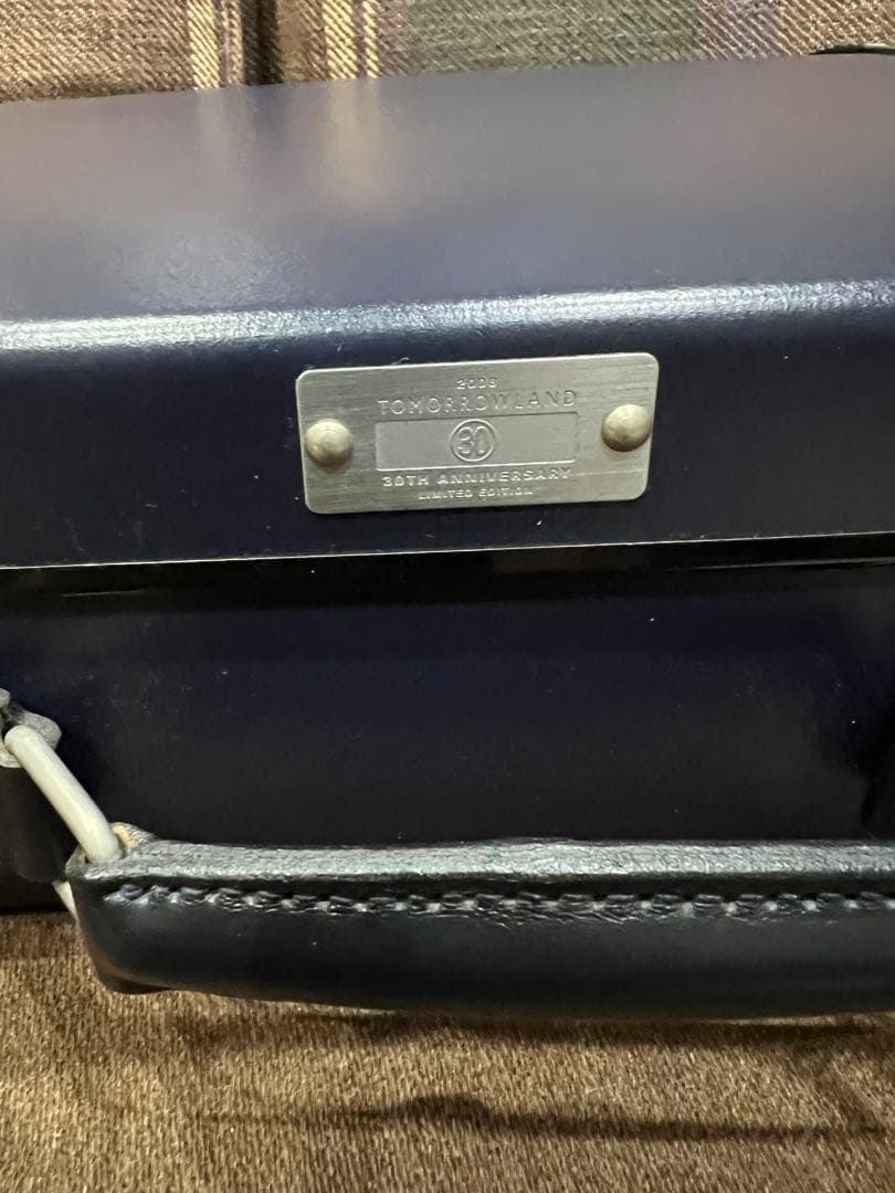 グローブトロッター×トゥモローランド アタッシュケース