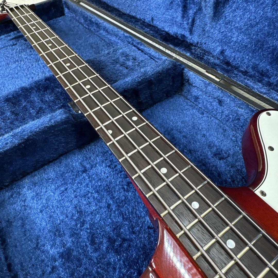 ベース Epiphone Thunderbird IV