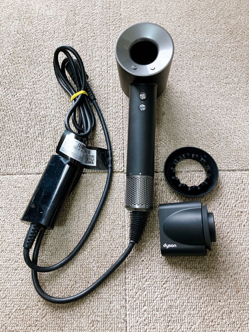 Dyson hd08 Supersonic ionic ドライヤー 日本製