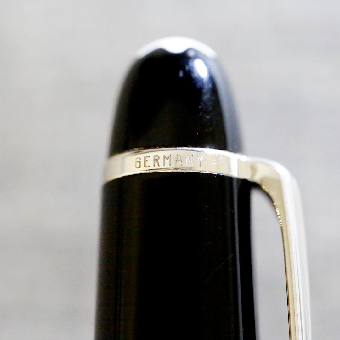 【美品 送料込み】モンブラン 万年筆 １４５ マイスター プラチナライン