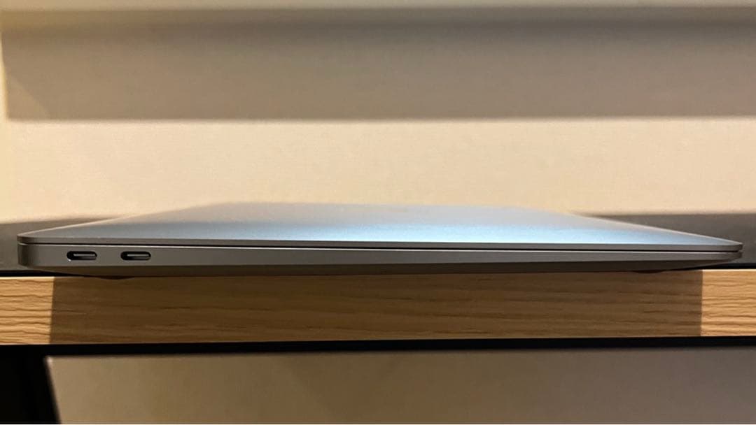 【美品】【16GB,1TB】 MacBookAir M1スペースグレイ