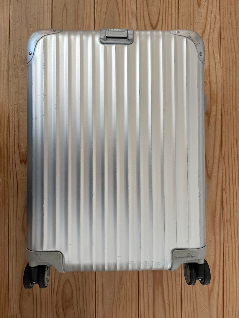 RIMOWA アルミニウム製シルバーキャリーケース