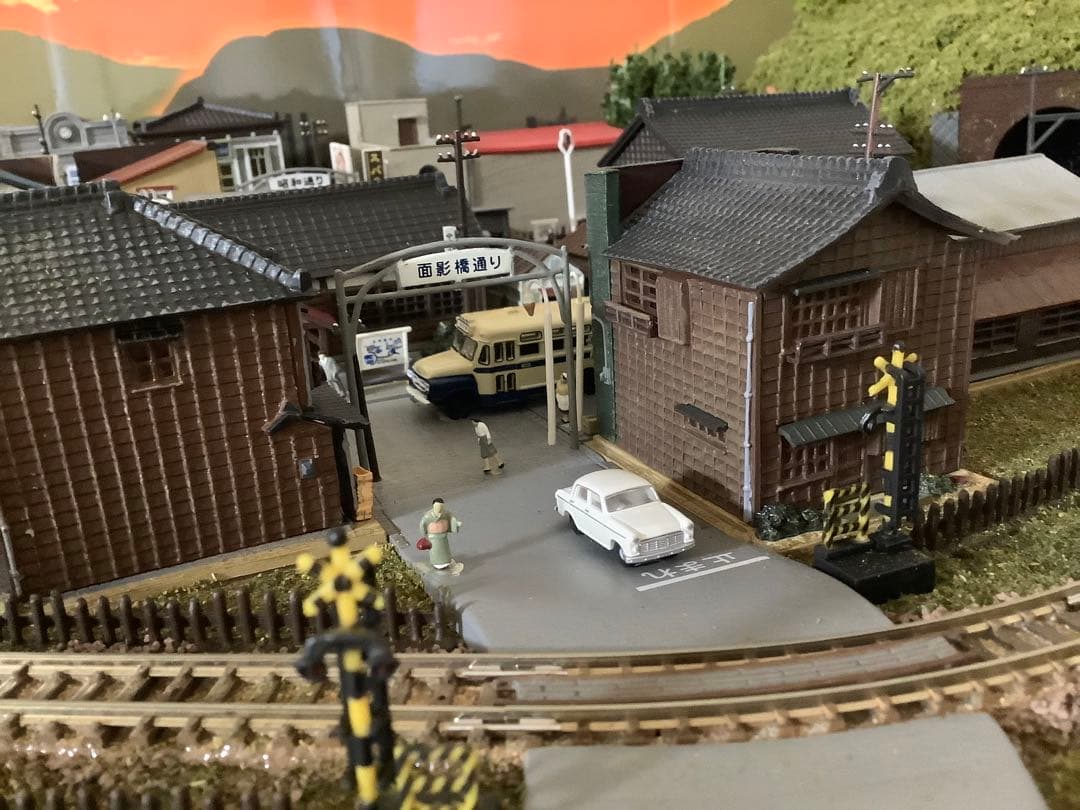 講談社　昭和の鉄道模型を作る　完成品　車両　コントローラー付き