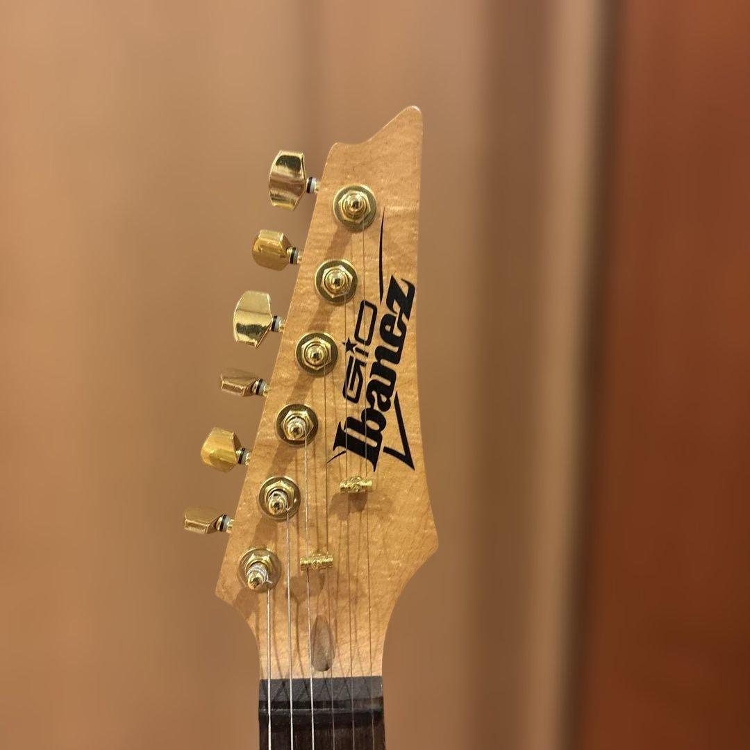 Ibanez GIO ゴールドパーツ仕様 トレモロアーム付 新品弦張替済